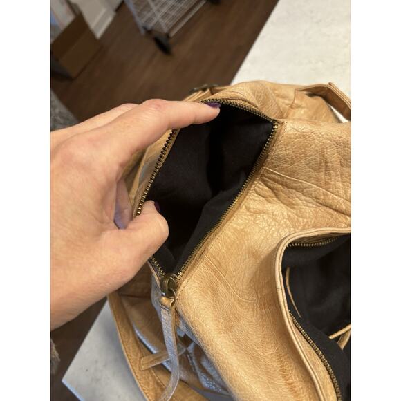 Day And Mood Slouchy Soft Woven Front Hobo Tote - Picture 16 of 16